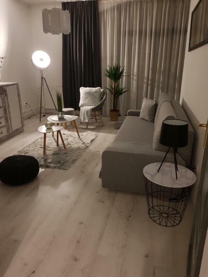 Downtown'S Pearl Lejlighed Pécs Eksteriør billede